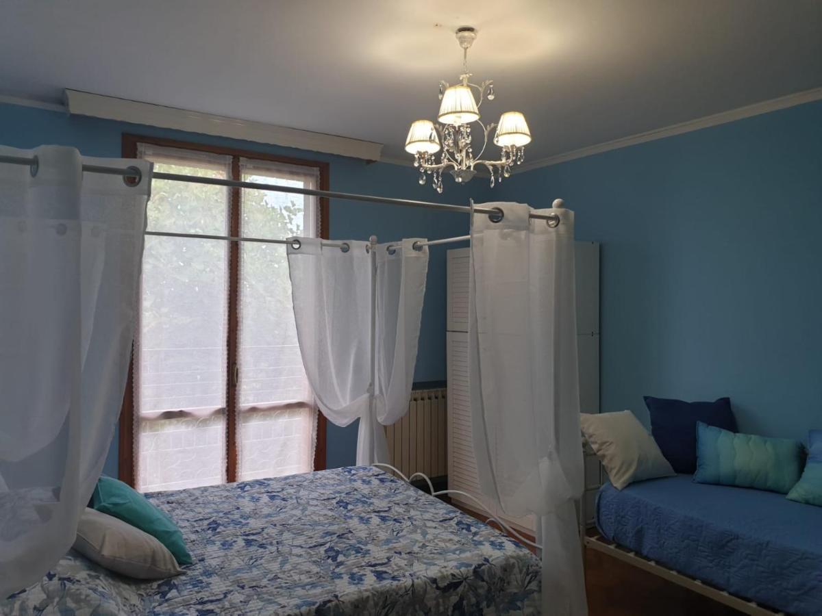Villa Ferrari Oriella Solignano Nuovo Exteriör bild